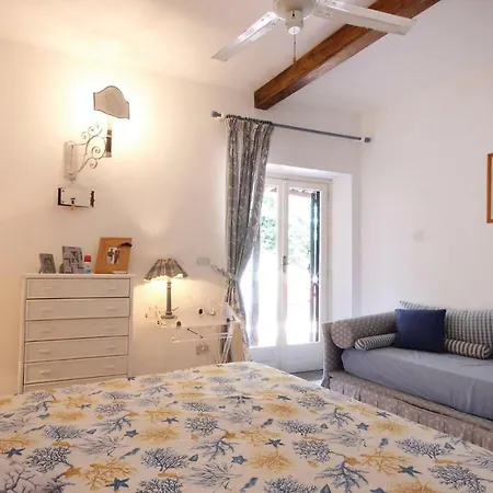 Semesterbostad Casa Mina *